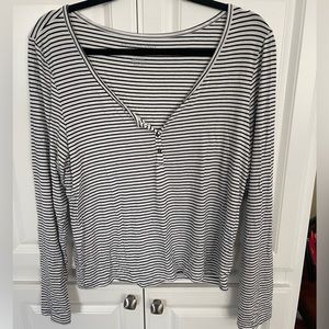American Eagle long sleeve